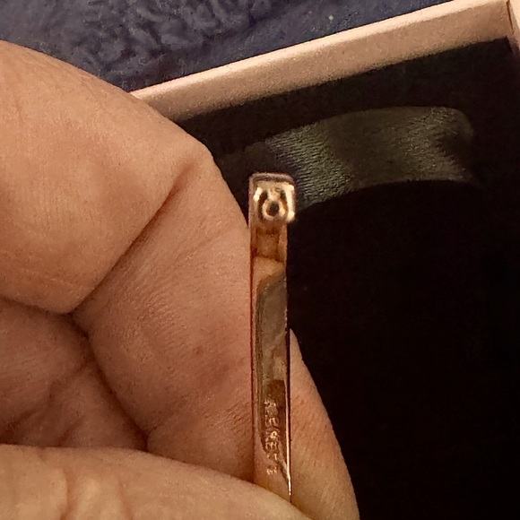 PANDORA Signature I-D Open Bangle - Rose Gold - Picture 13 of 15